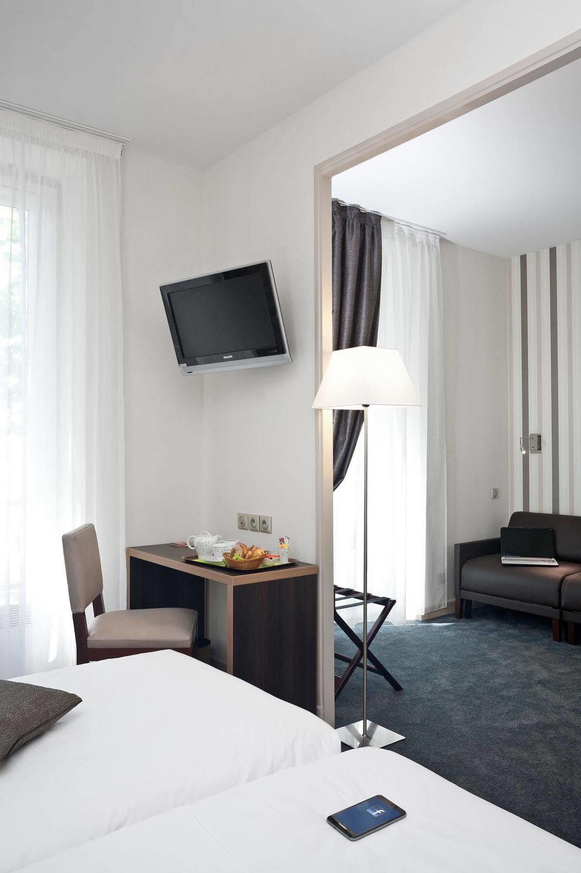 Hotel Arverna Vichy - Clt'Hotel Экстерьер фото