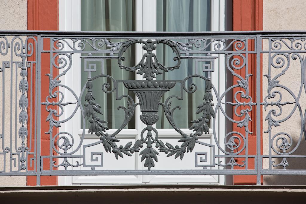 Hotel Arverna Vichy - Clt'Hotel Экстерьер фото
